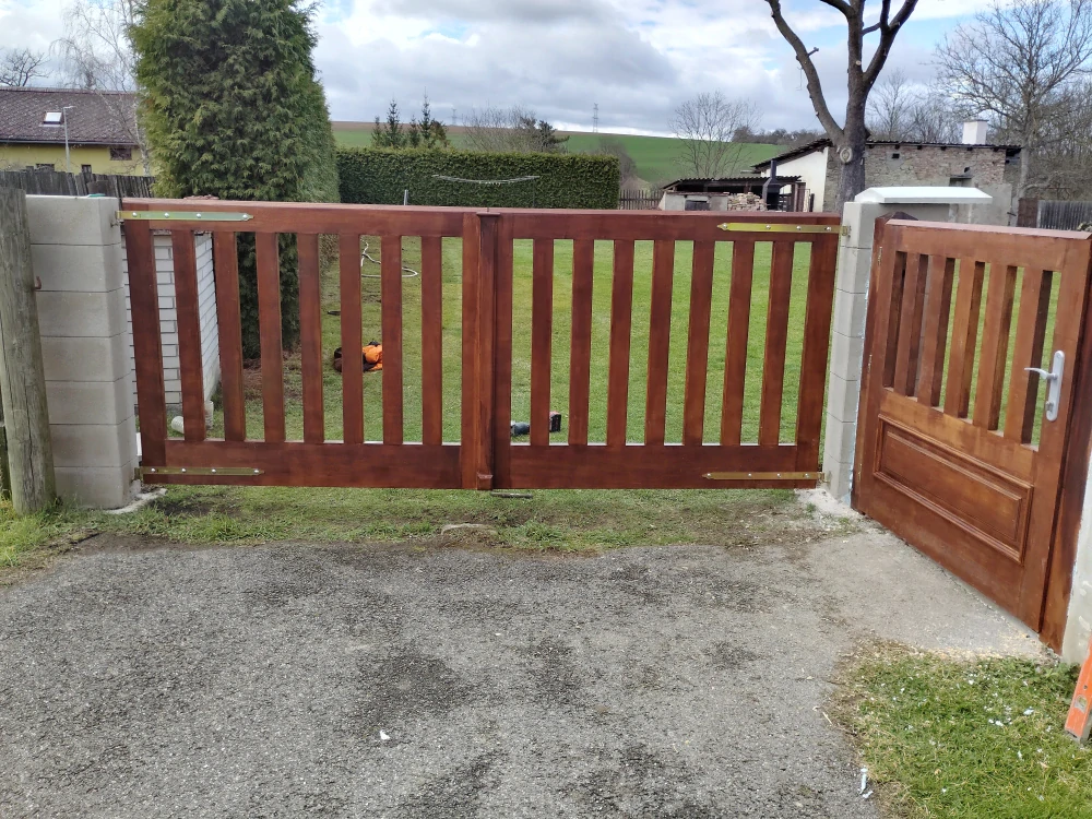 Zahradní příslušenství 