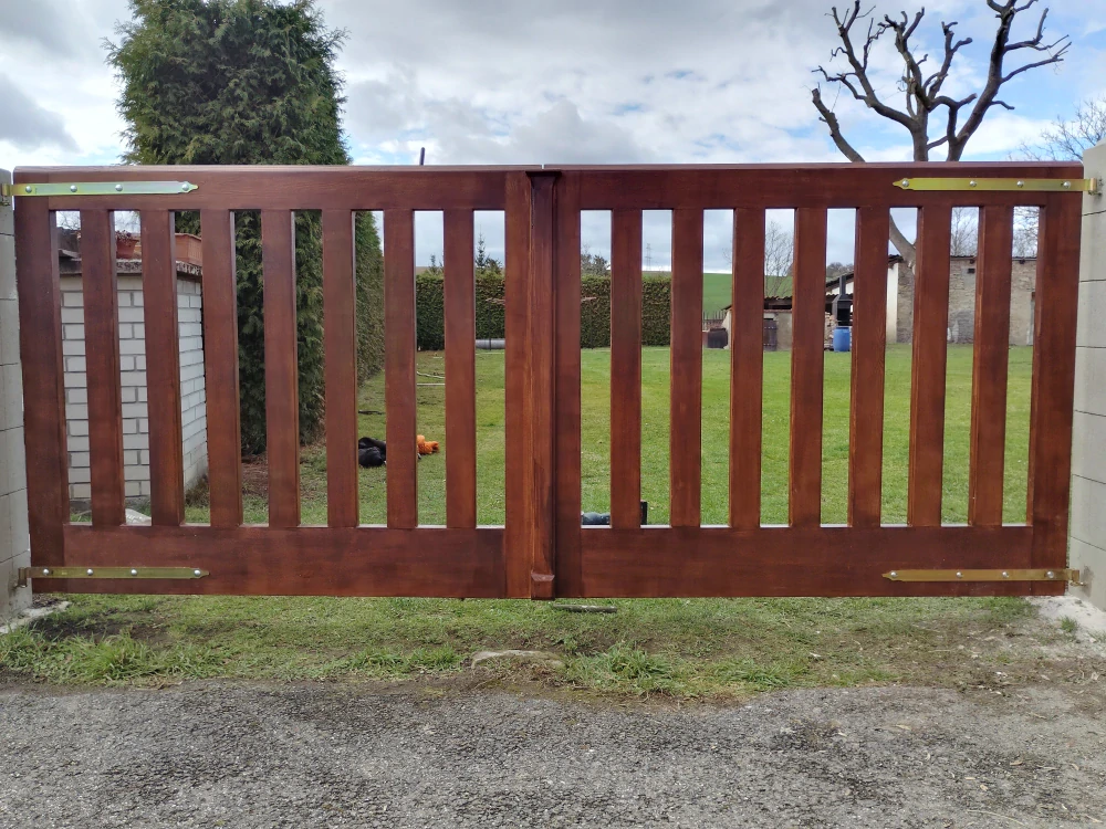 Zahradní příslušenství 